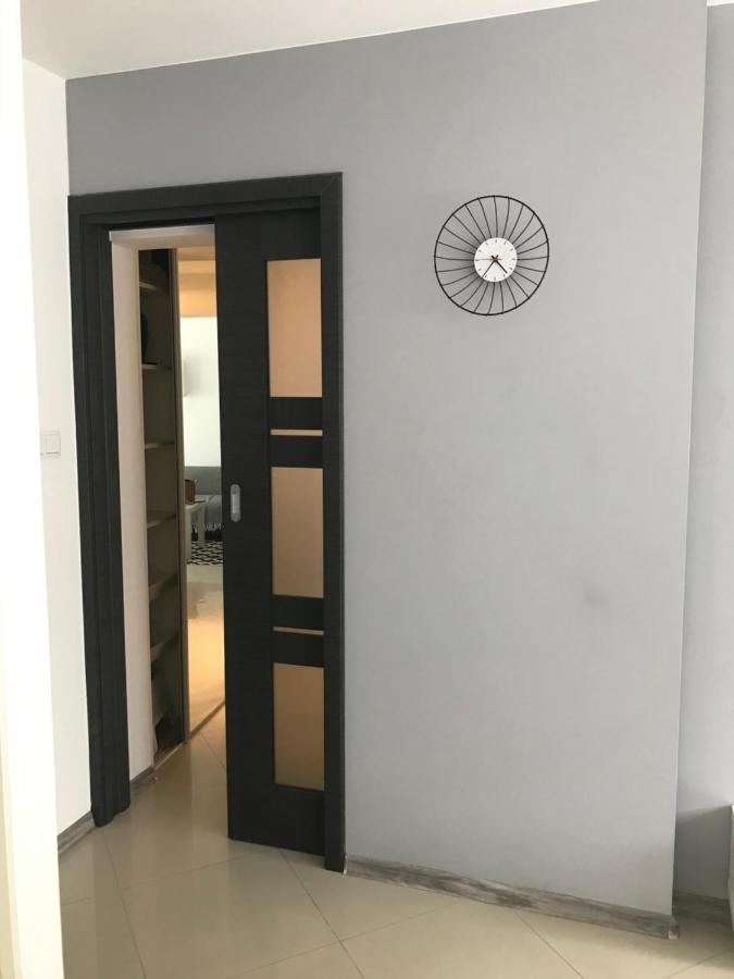 Kazimir Apartament Lodz Bagian luar foto