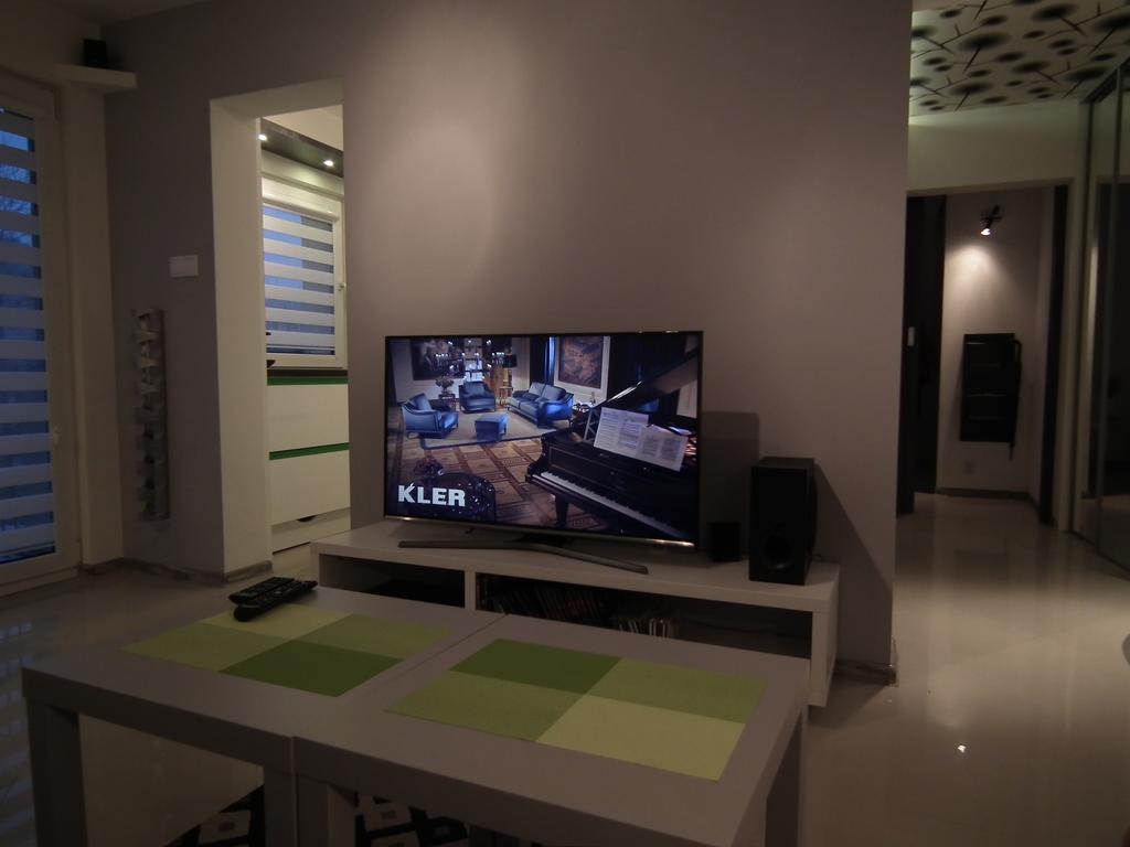 Kazimir Apartament Lodz Bagian luar foto